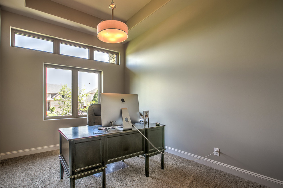 Home design - transitional home design idea in Omaha