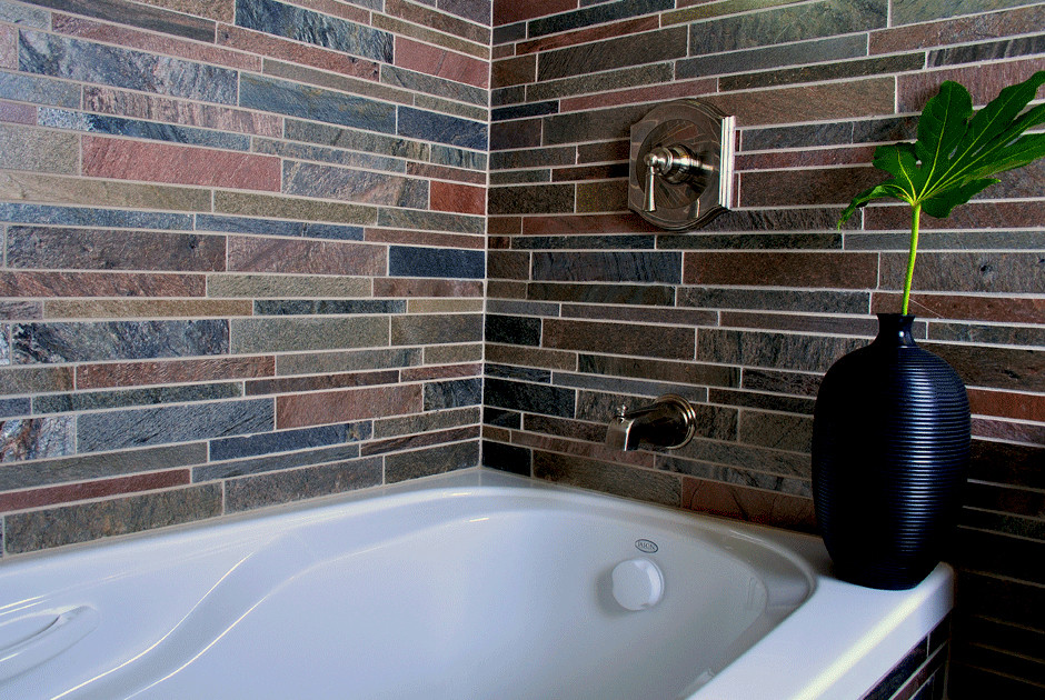 Example of a transitional bathroom design in Phoenix