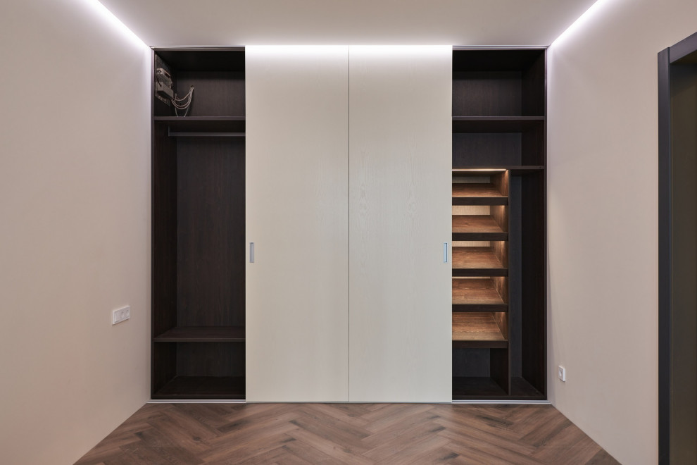 Шкаф на в квартире на Среднерогатской