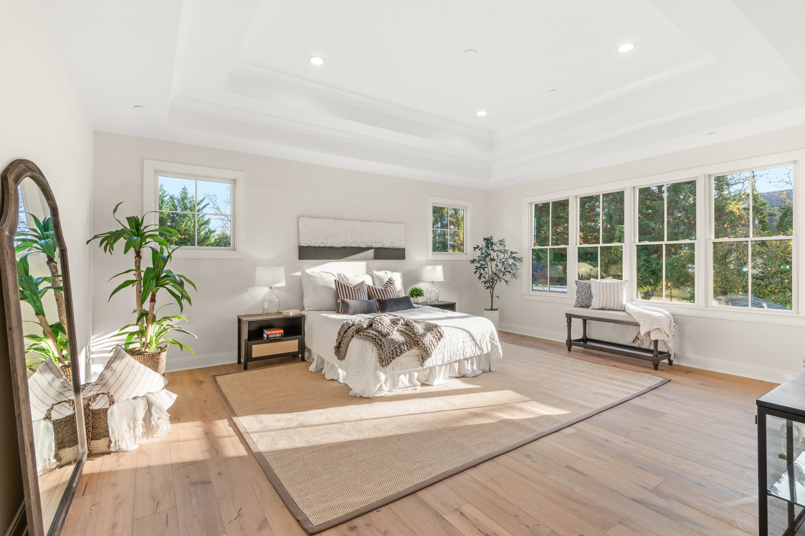 Bedroom - transitional bedroom idea in DC Metro