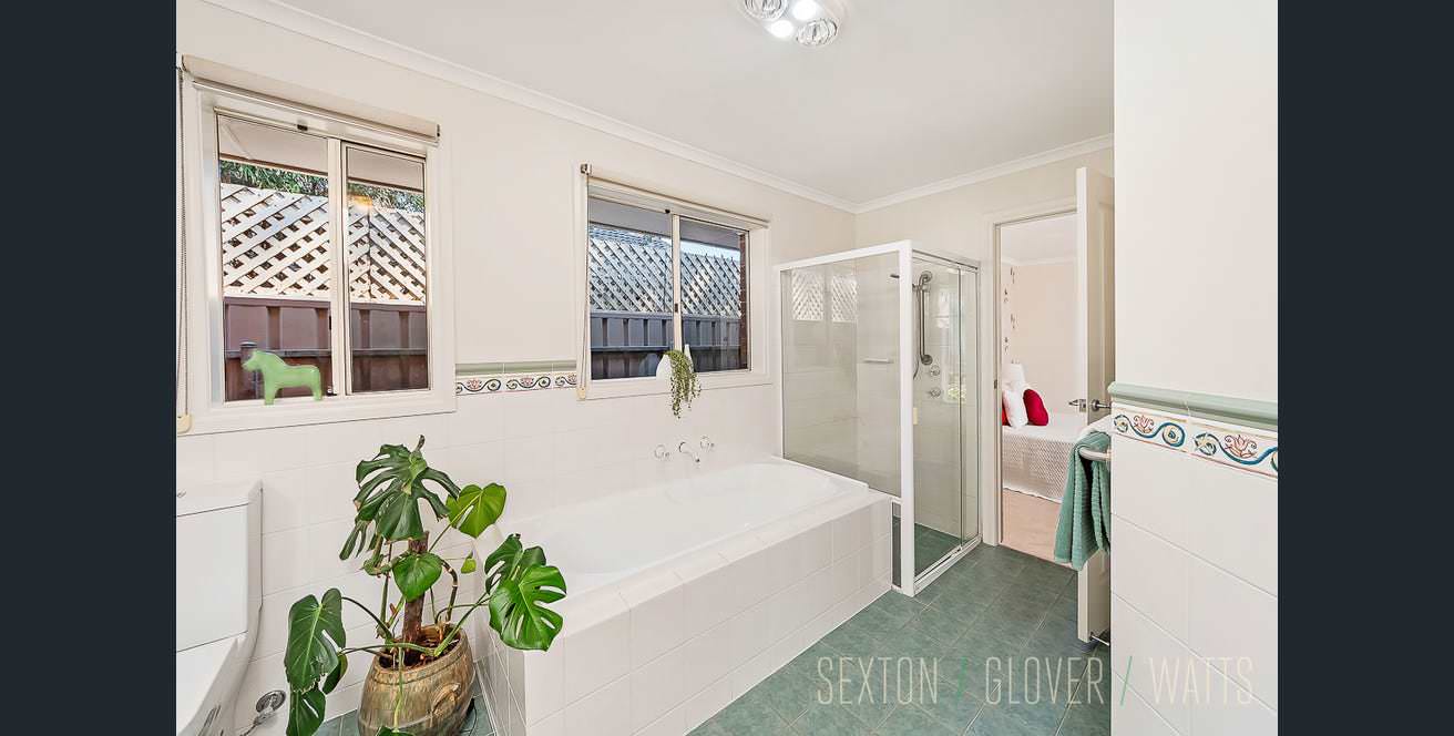 84 Parkview Dr, Mount Barker