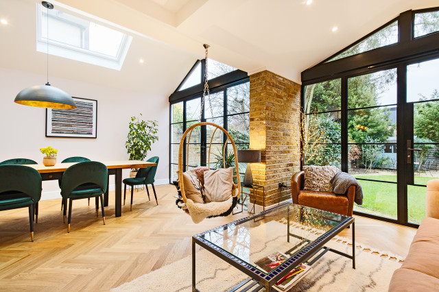 Teddington contemporary-living-room