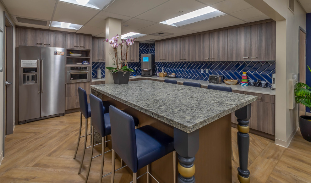 Kitchen - transitional kitchen idea