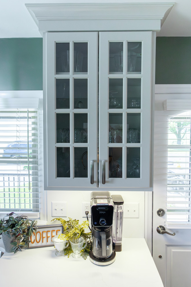 Farmhouse Style Kitchen