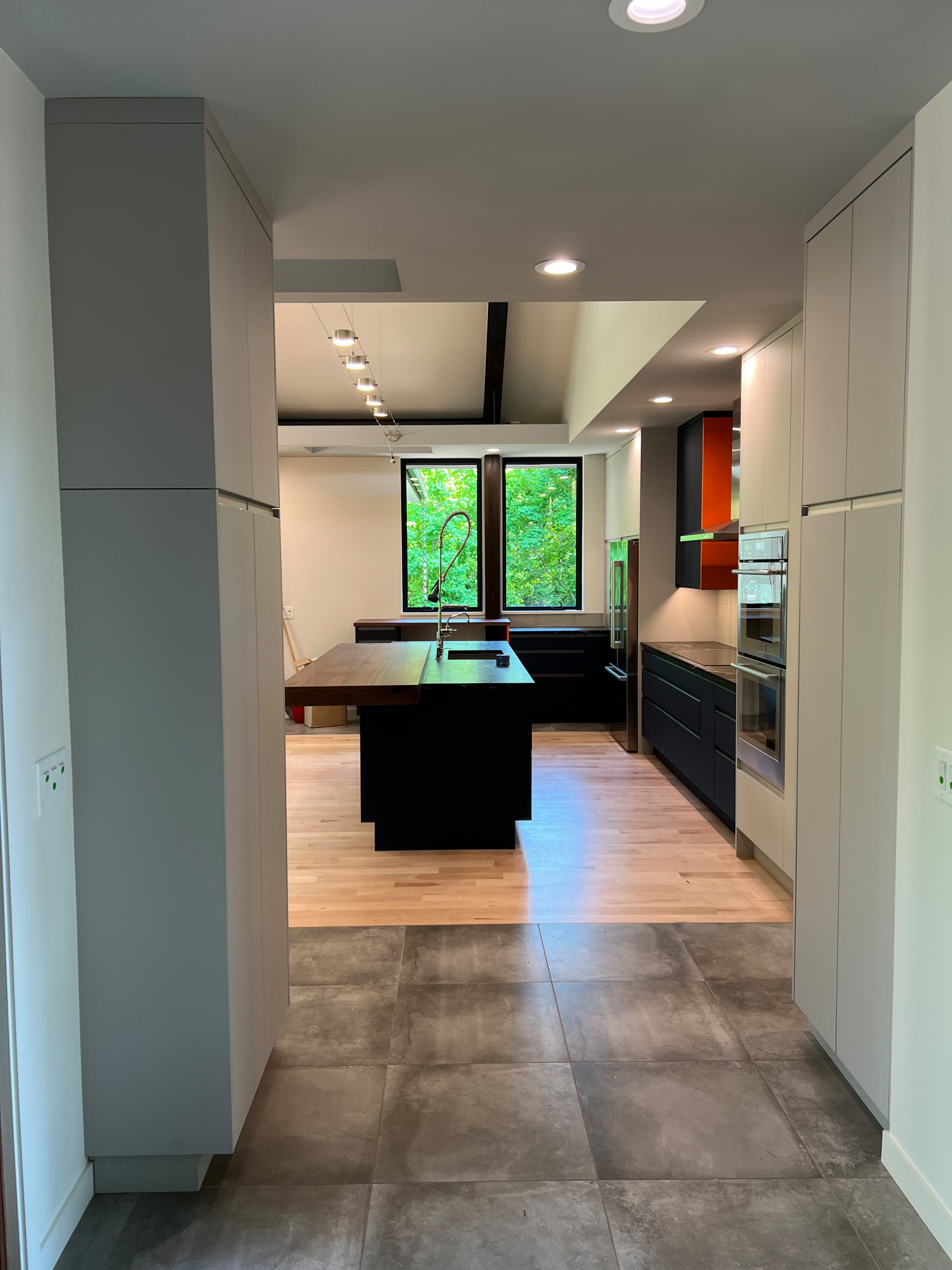 Hillsborough Modern
