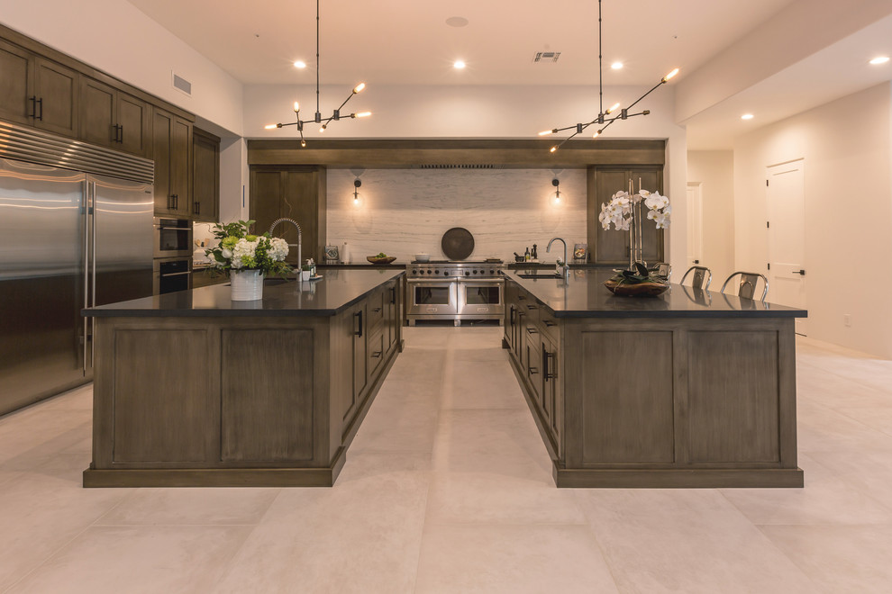 Kitchen - kitchen idea in Phoenix