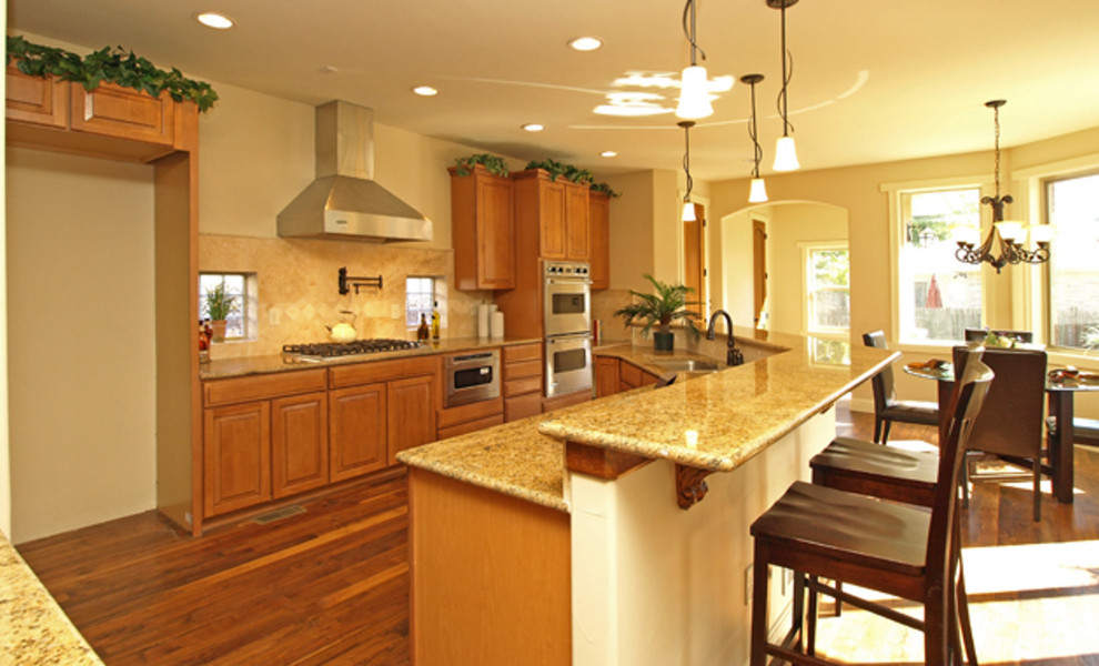 370 Grape Street - Traditional Residential