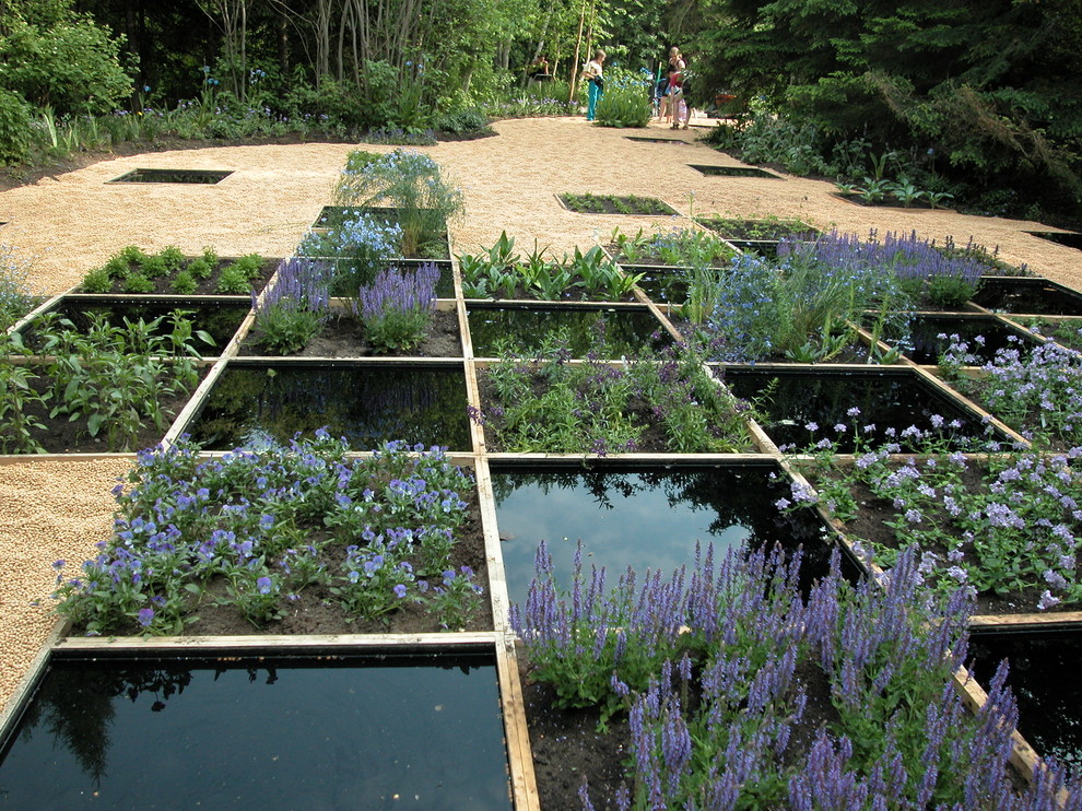 Design ideas for a contemporary garden in Milan.