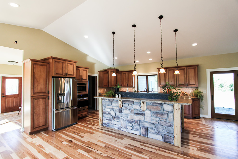 Kitchen - rustic kitchen idea