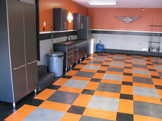 Harley Davidson Garage - Craftsman - Garage - Columbus 