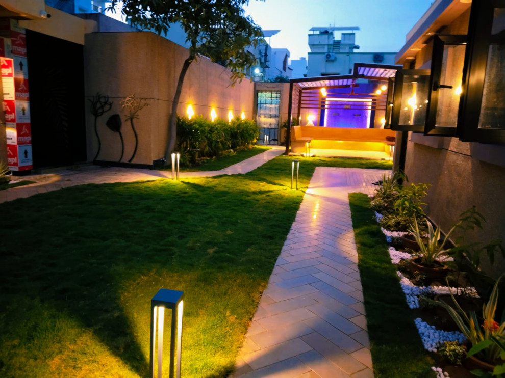 Inspiration for an Indian garden in Ahmedabad.