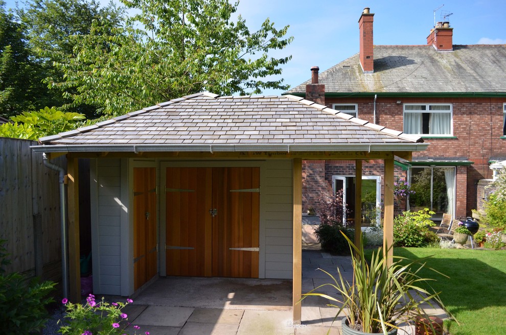 Inspiration for a mid-sized traditional detached garden shed in Cheshire.