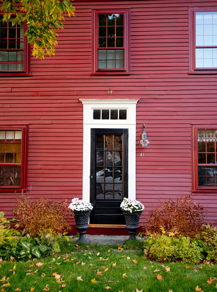 Country entryway photo in Other