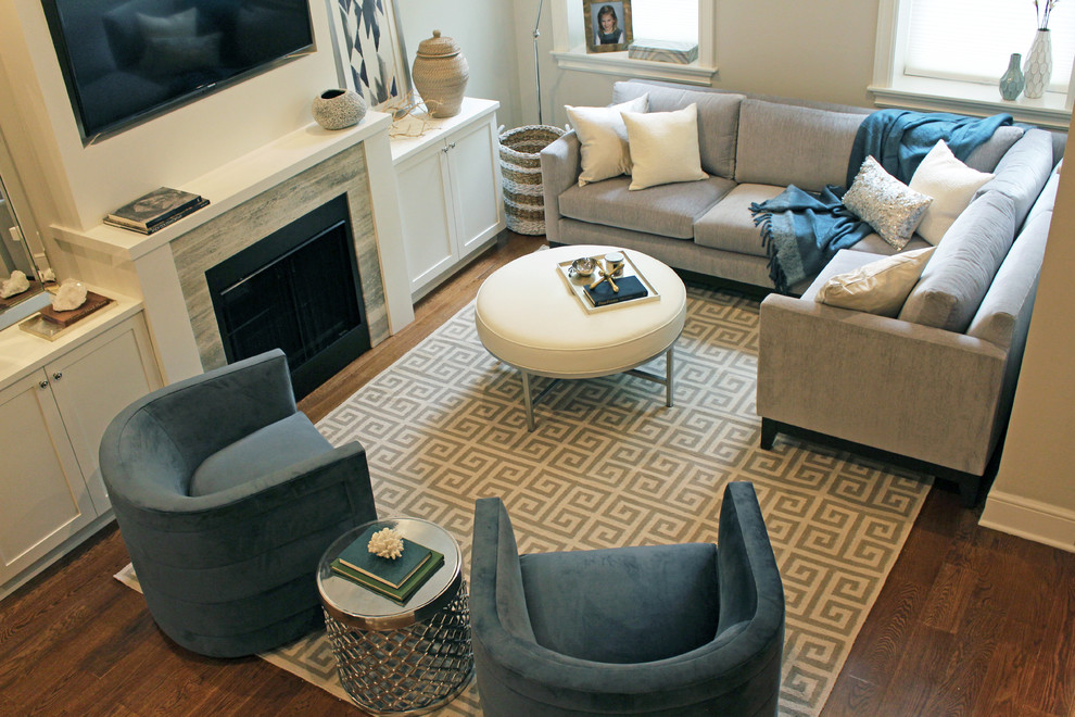 Inspiration for a small transitional living room in Philadelphia with beige walls.