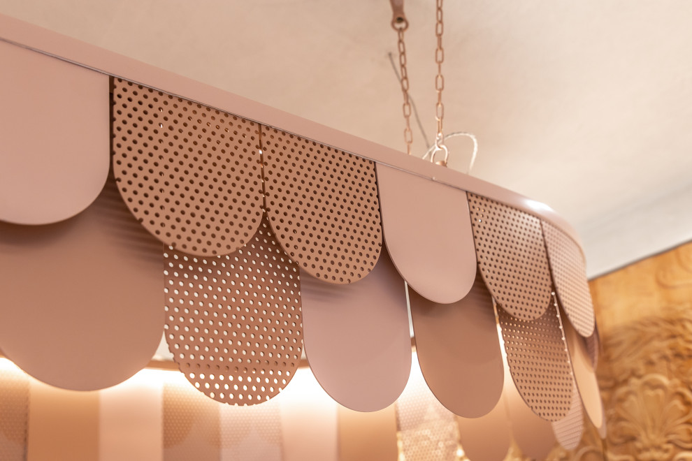 Тропическая кухня под цветком протеи