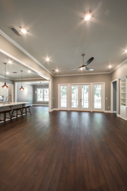 The Silver Leaf traditional-living-room