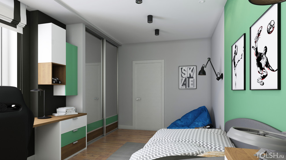 С зелёным акцентом