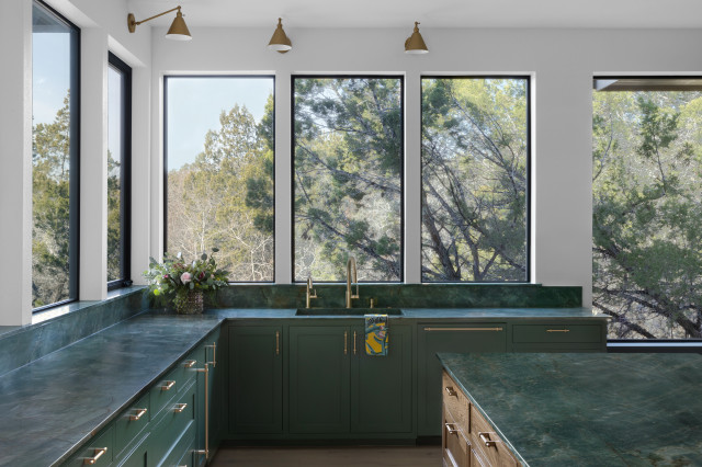 Mus&eacute;e Monet // Eclectic Modern transitional-kitchen