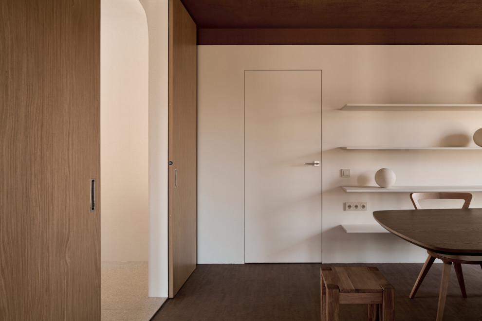 Обнимающая гостиная-столовая