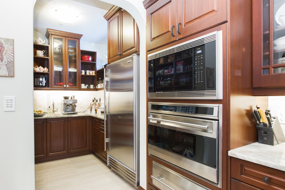 Transitional kitchen photo in Edmonton