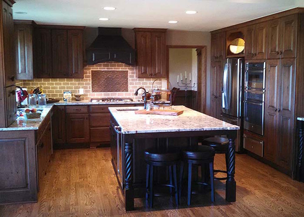 Kitchen Custom Cabinetry