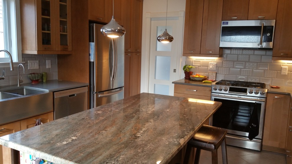 Kitchen - kitchen idea in Denver