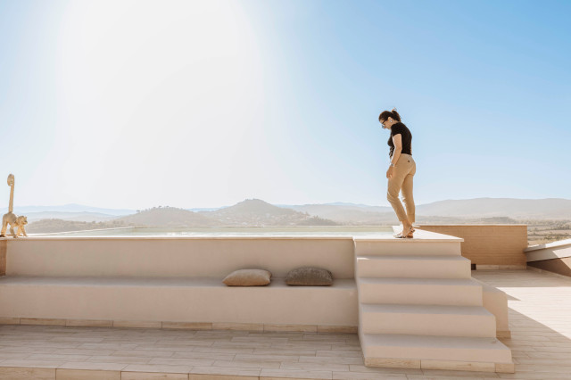 ATTICO CON PISCINA contemporary-deck