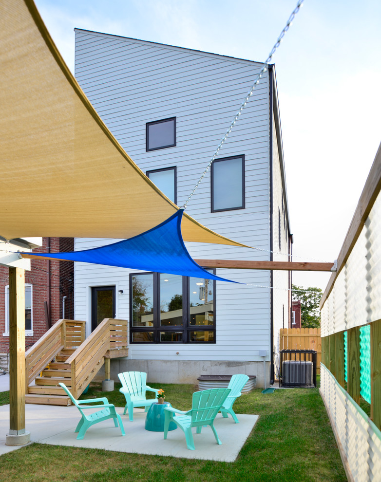Design ideas for a small contemporary backyard patio in St Louis.