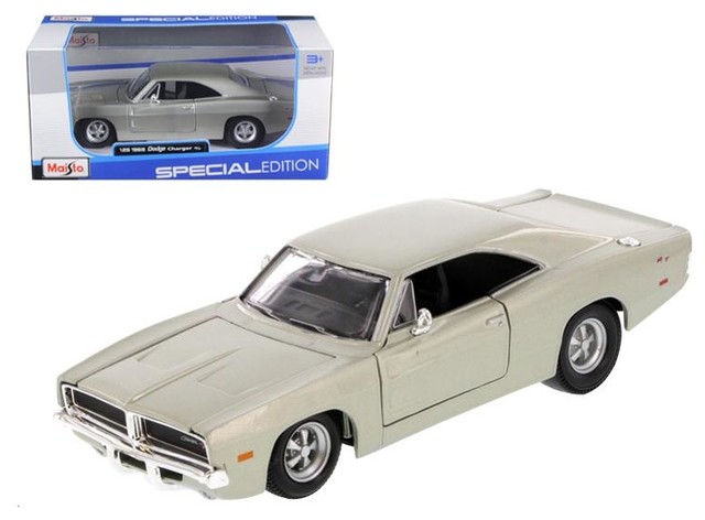 1969 Dodge Charger Rt Hemi 1 25 Diecast Car Model By Maisto Contemporary Decorative Objects And Figurines By Oxeme Group Inc Houzz