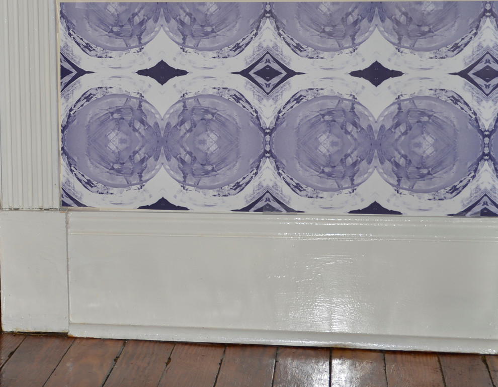 Transitional home design photo in Richmond