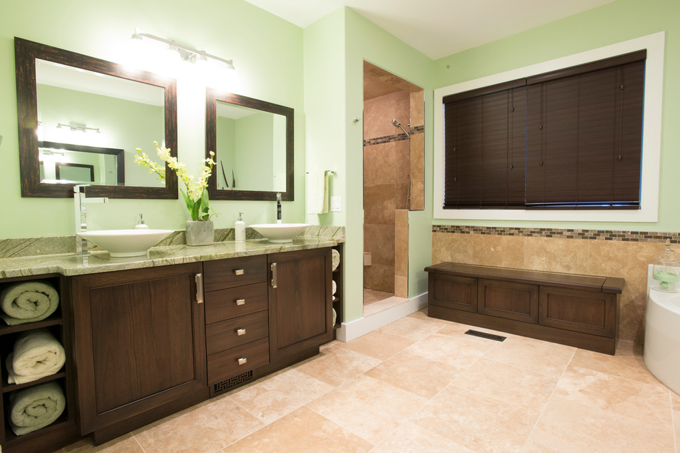 Transitional home design photo in Vancouver