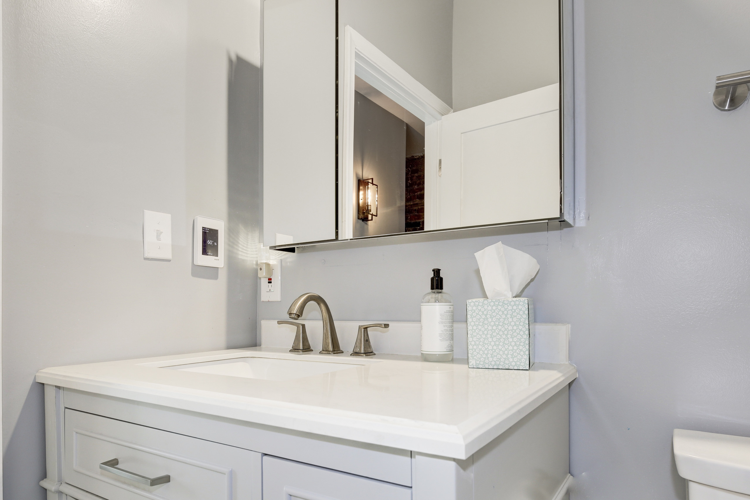 220 r st nw027.jpg