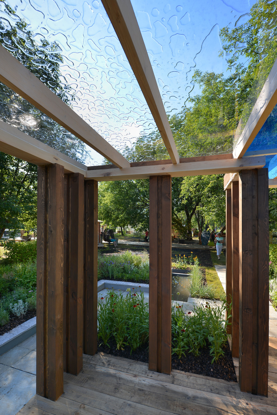 Золотая медаль и звание лучший сад международного конкурса "Moscow Flower Show"