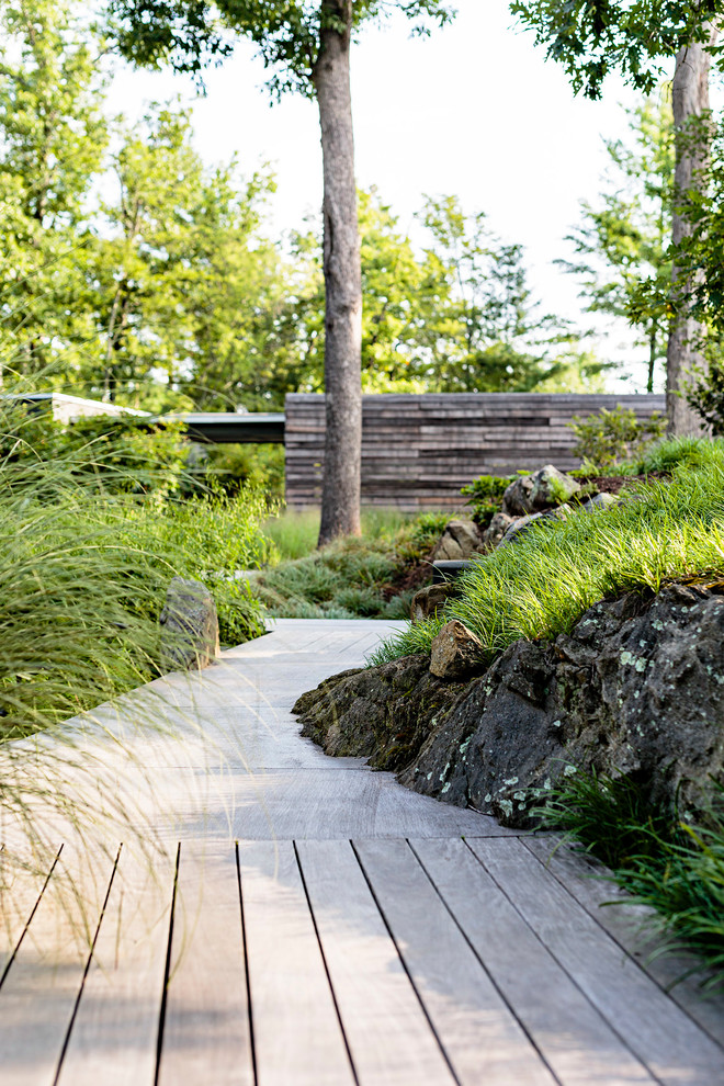 This is an example of a contemporary landscaping in DC Metro.