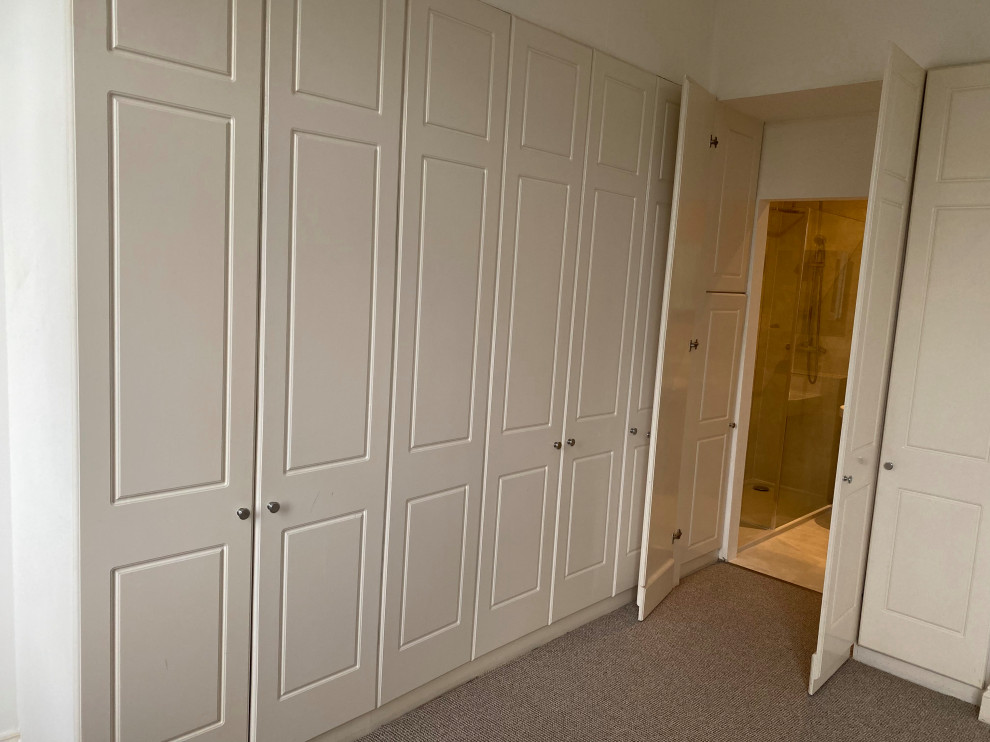 Refurbished En-suite Bedroom with hidden shower