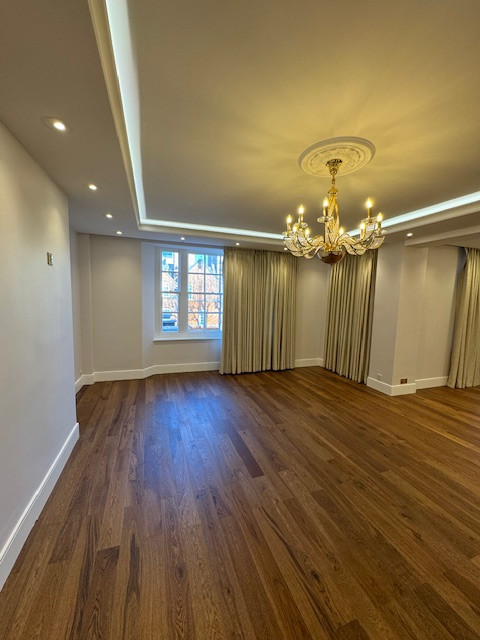 Full refurbishment works of high-end flat (x5 Bedrooms)at high street kensignton