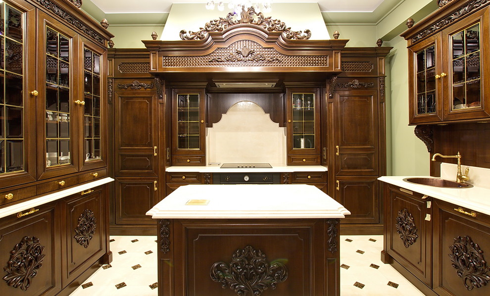 Классические апартаменты в центре Санкт-Петербурга