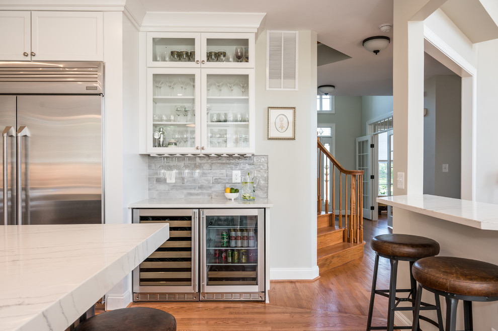 Inspiration for a transitional home design remodel in Baltimore