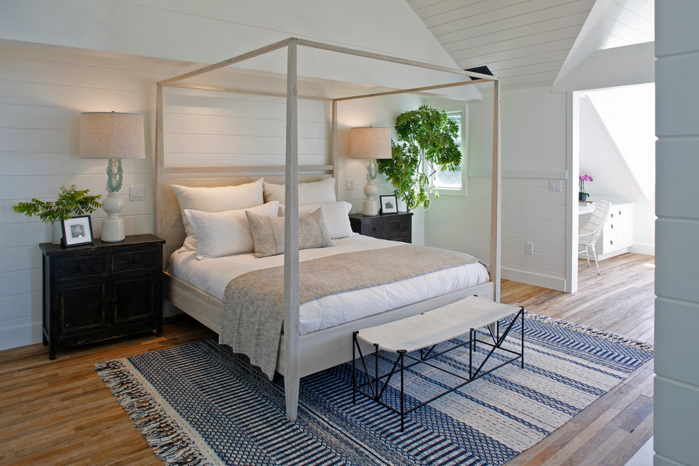 Design ideas for a country bedroom in San Diego.