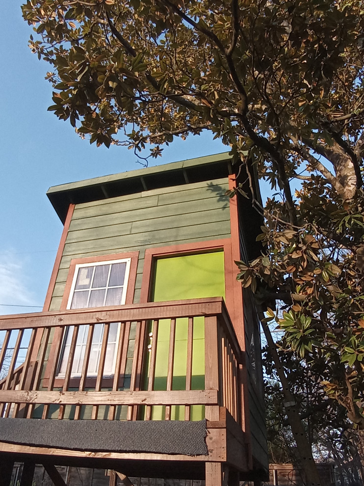 Central Austin Treehouse