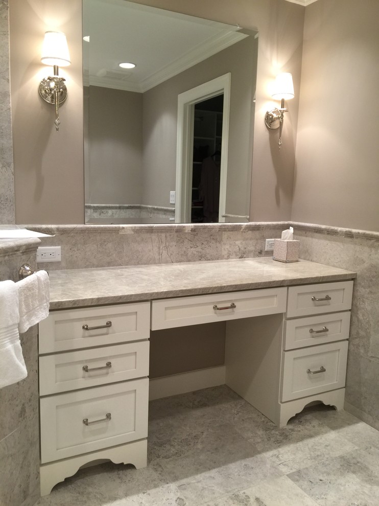 Williamsburg Grey Marble Bath