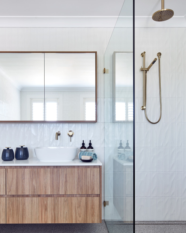 This is an example of a bathroom in Gold Coast - Tweed.