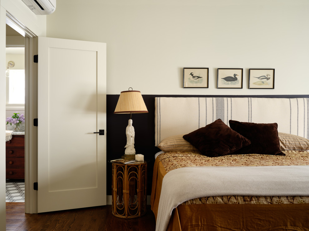 Inspiration for a coastal bedroom remodel in Portland Maine