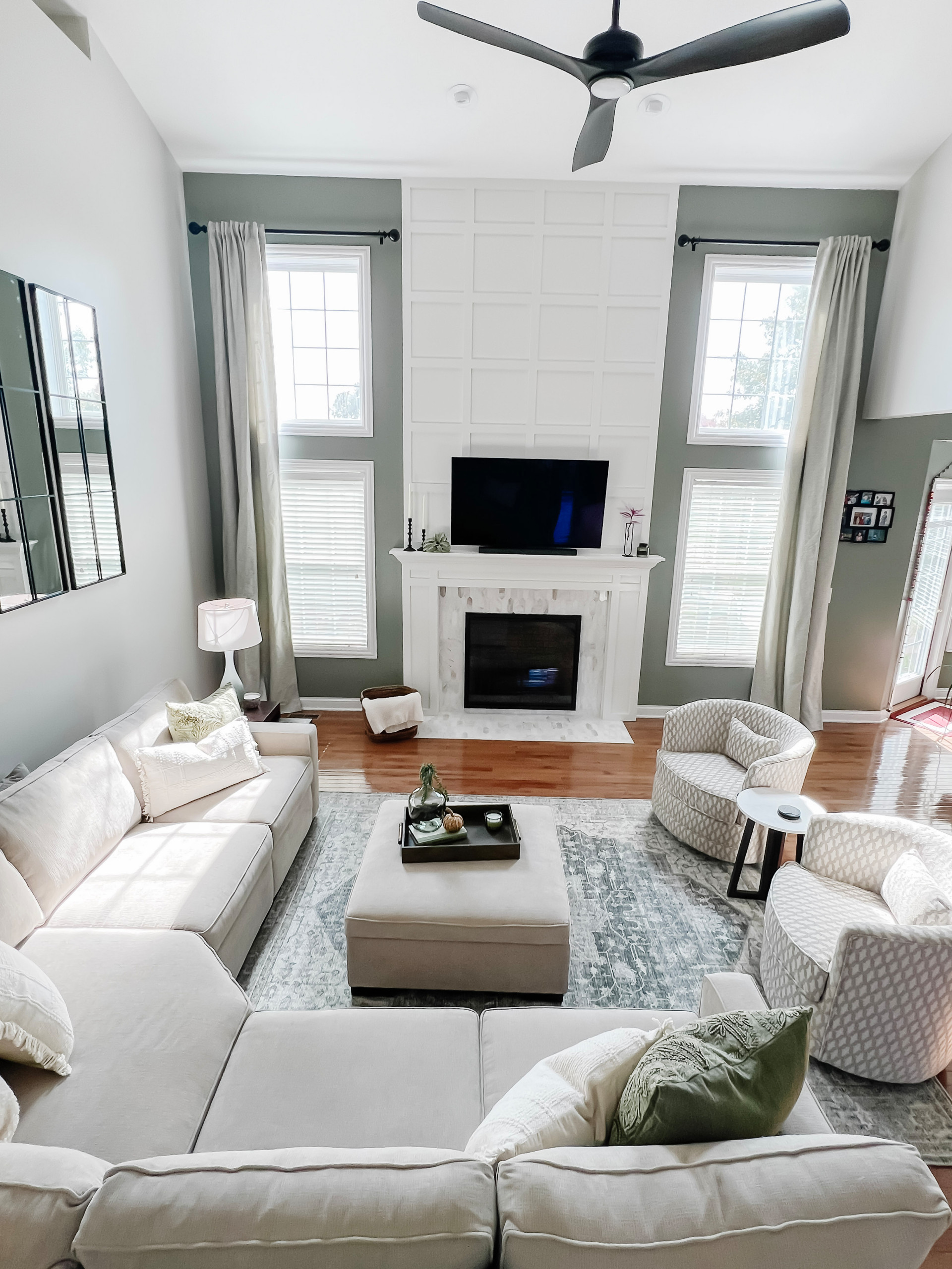 Light & Bright Great Room 2