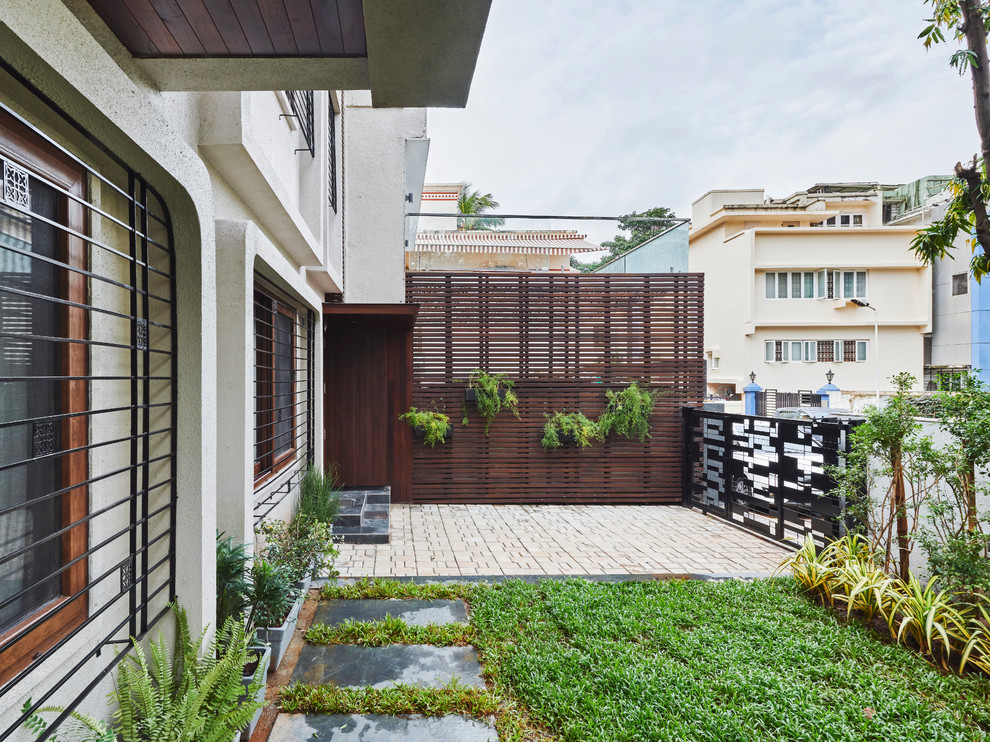 This is an example of a Scandinavian garden in Mumbai.