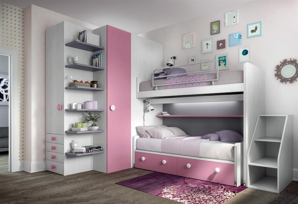 Design ideas for a contemporary kids' room in Chicago.