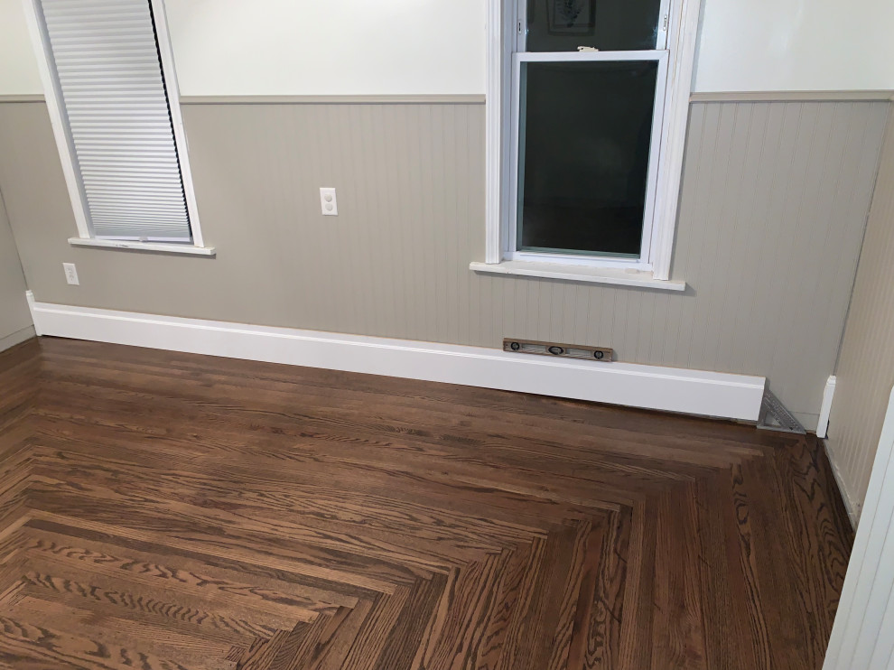 Huge gap between floor and molding