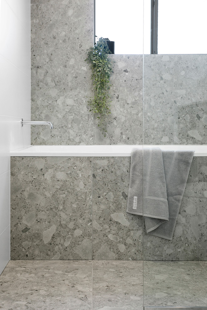 Design ideas for a contemporary bathroom in Sydney.