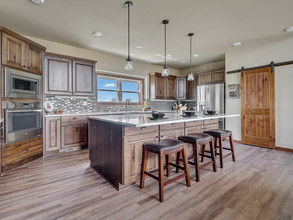 Mountain style kitchen photo in Minneapolis