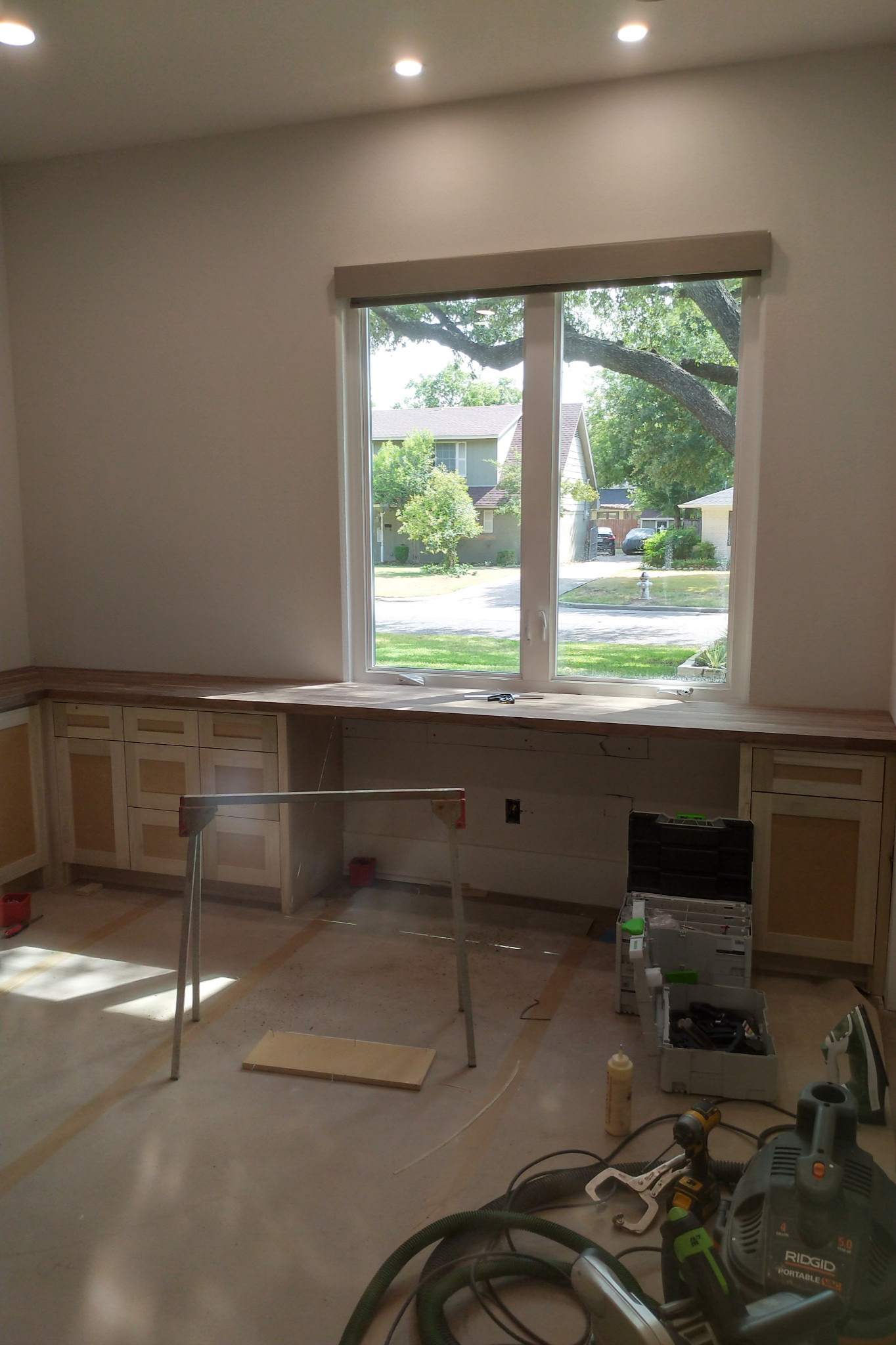 CUSTOM BUILT IN MURPHY BED / BOOKSHELF AND DESK